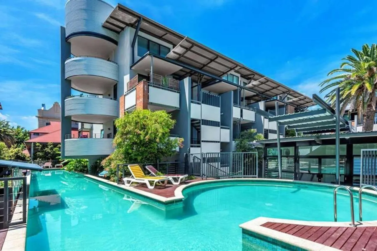 Classic Woolstore Apartment In Teneriffe Brisbane Australien