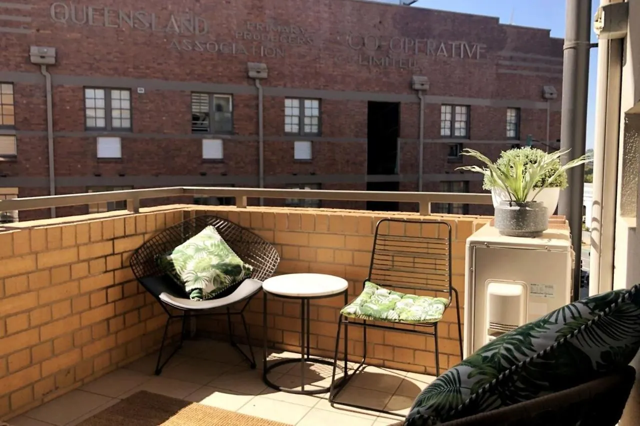 Classic Woolstore Apartment In Teneriffe Brisbane Austrália